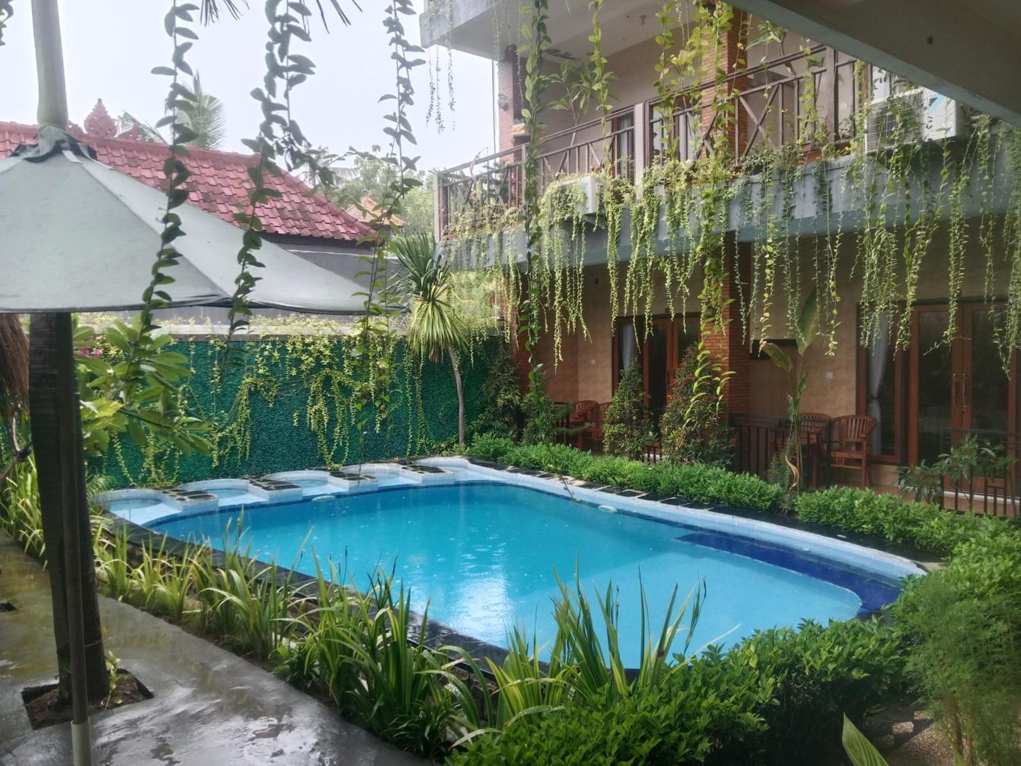 Grace Paradise Guest House 누사 렘봉안 외부 사진